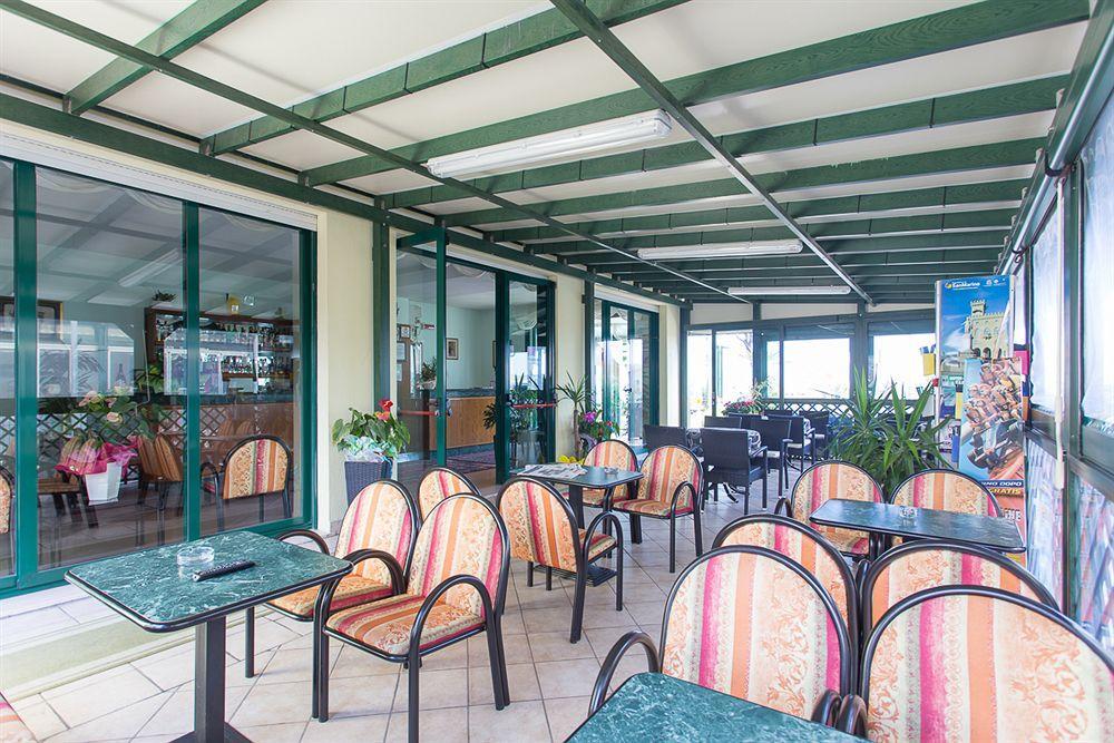 Hotel Emilia Rimini Eksteriør billede