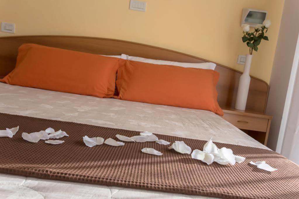 Hotel Emilia Rimini Eksteriør billede